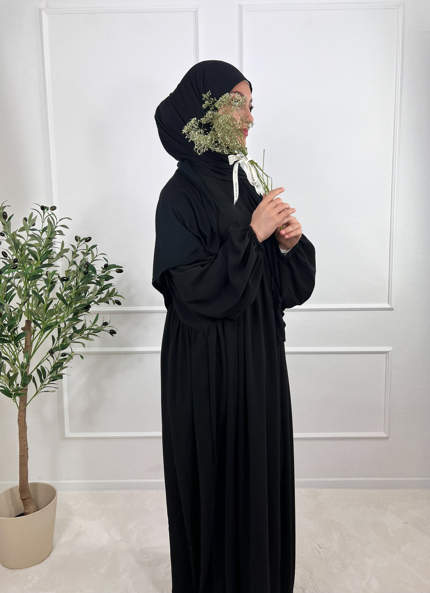 Abaya Malika Schwarz